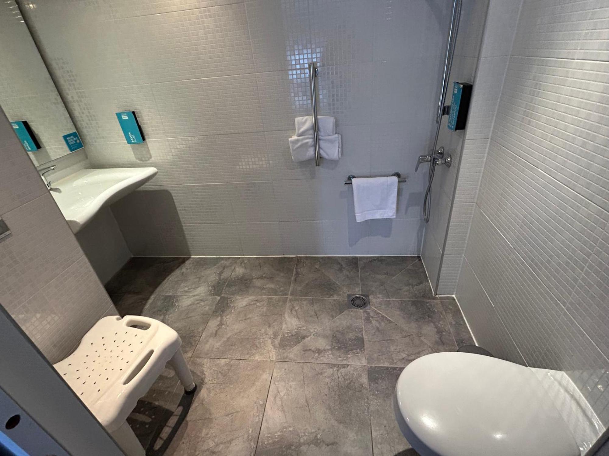 Kyriad Direct Metz Nord - Woippy Bagian luar foto