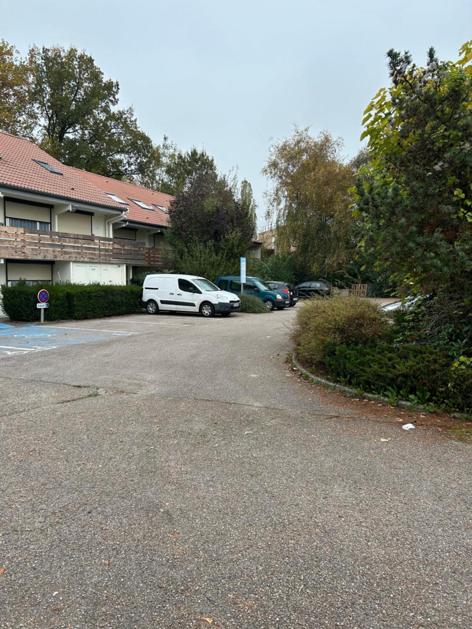 Kyriad Direct Metz Nord - Woippy Bagian luar foto